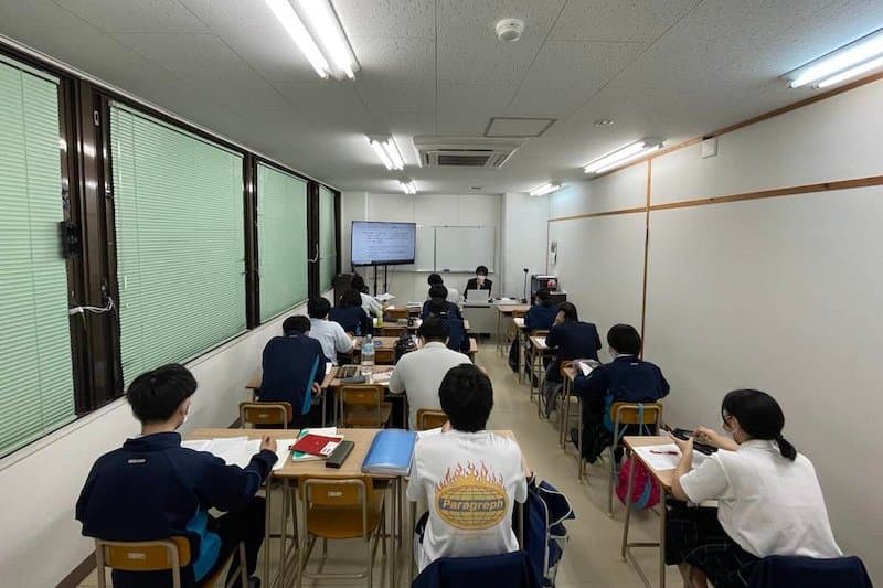個別・映像・一斉授業の連携型ハイブリッドな学びで難関校合格へ［進学塾シリウス］