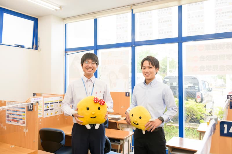 受け皿は広く、線引をしっかり 年長さんから、社会人まで幅広く対応［個別指導 Axis首里校］