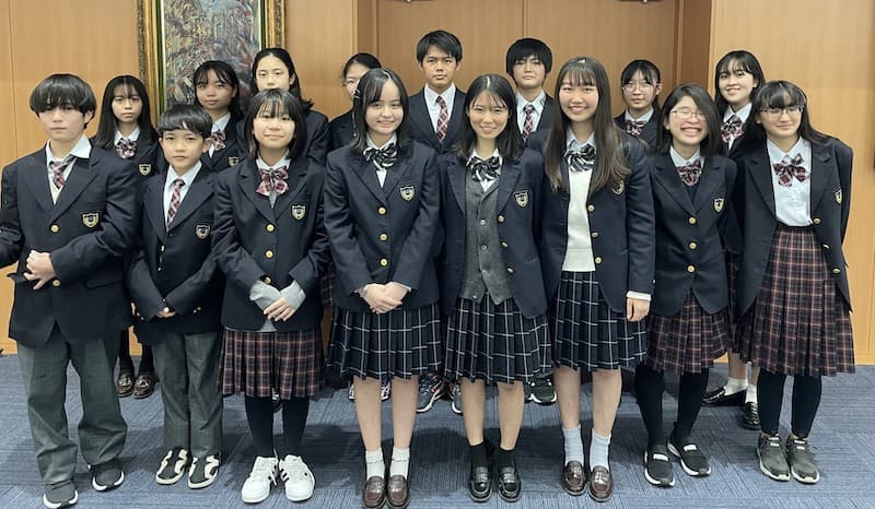 「ベーシック インカムに ついて考える」《昭和薬科大学附属高等学校・中学校》ディベート部の眼⑩